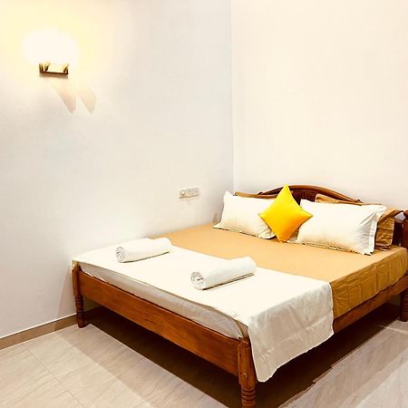 Ahasna Airport Villa Νεγκόμπο Εξωτερικό φωτογραφία