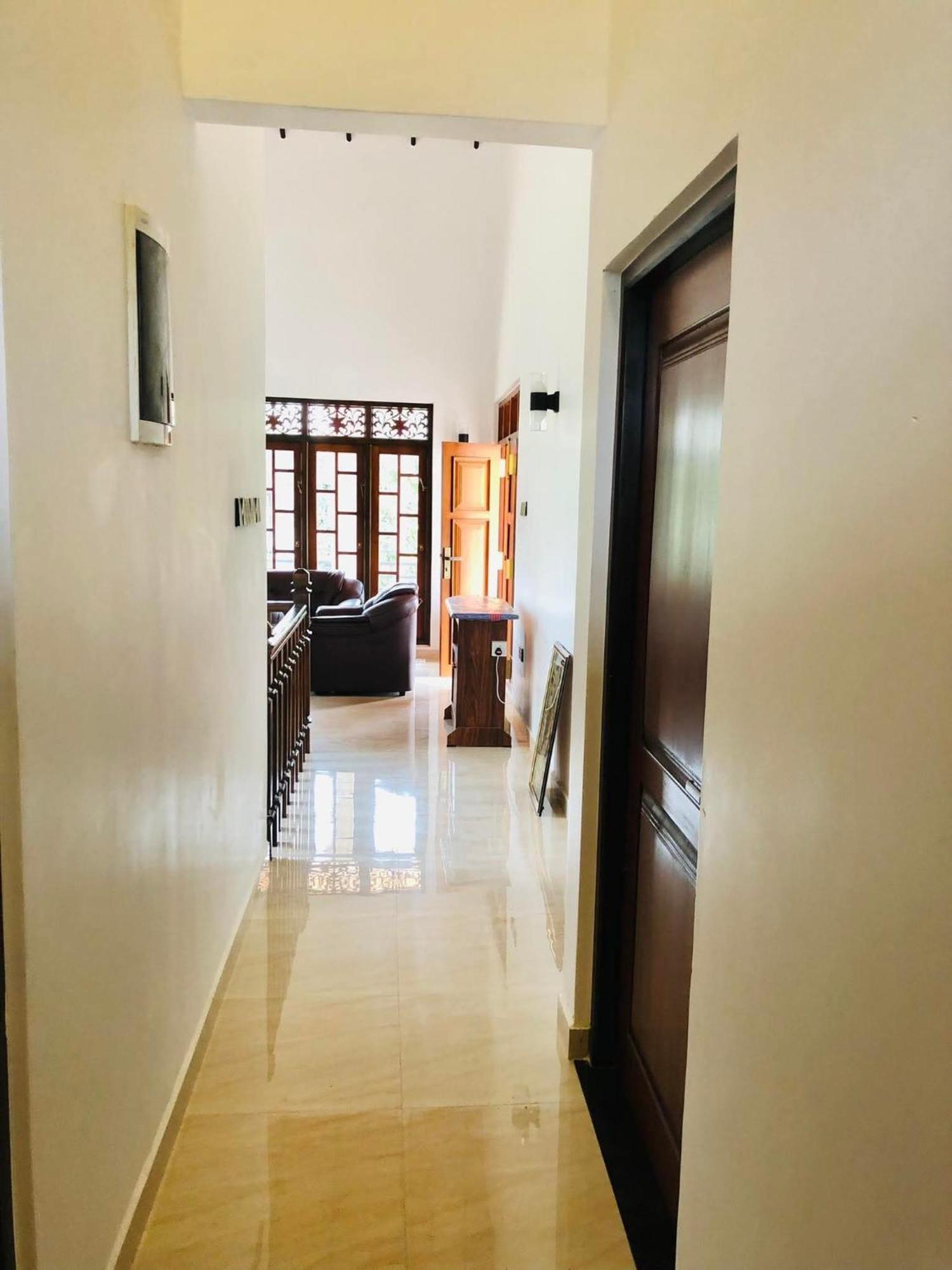 Ahasna Airport Villa Νεγκόμπο Εξωτερικό φωτογραφία