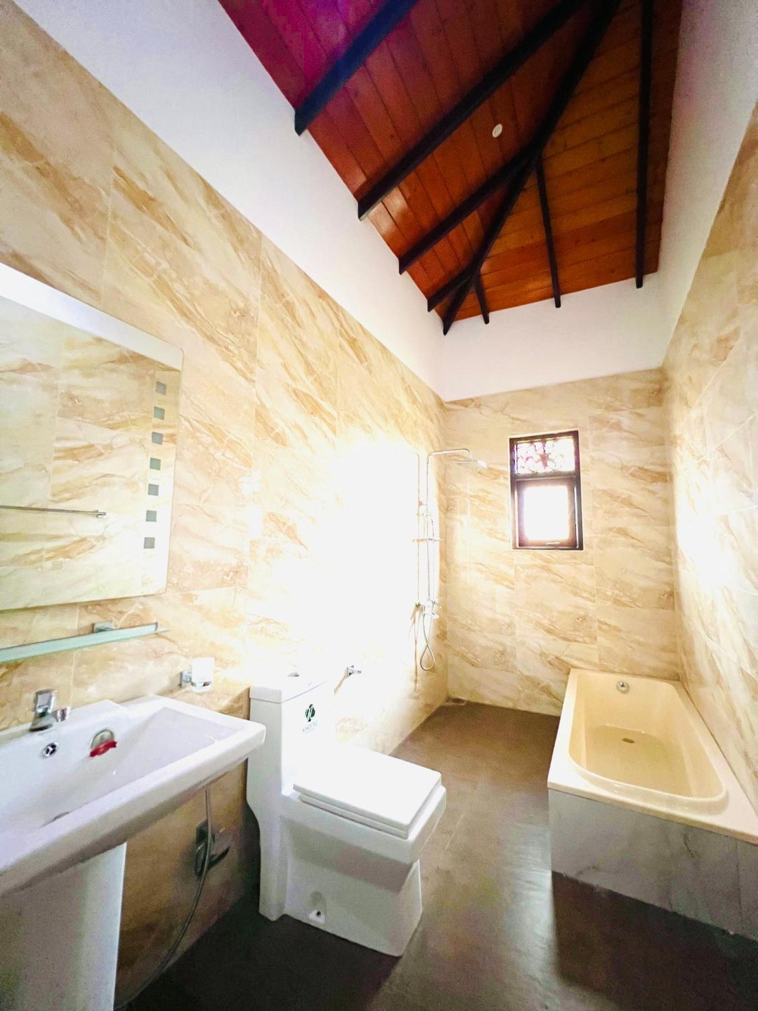 Ahasna Airport Villa Νεγκόμπο Εξωτερικό φωτογραφία
